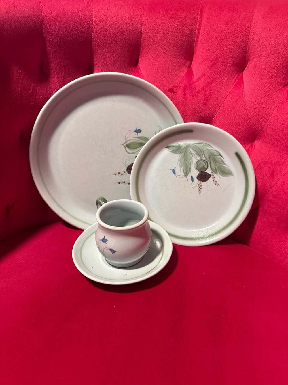 Vintage Buchan Portobello Scotland Thistleware Stoneware 4-Piece Snack Set